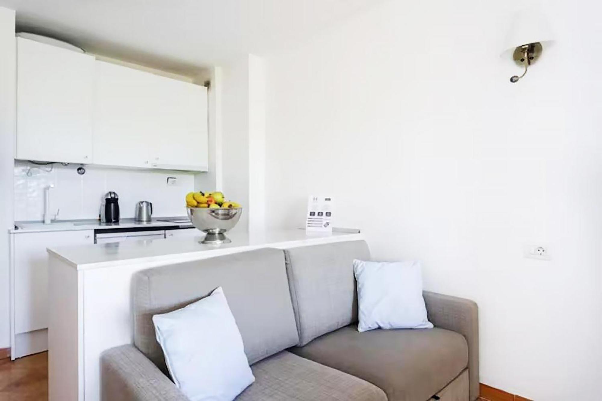 Classbnb - Seafront Studio With Beach View In The Center Of Los Cristianos Los Cristianos  Kültér fotó